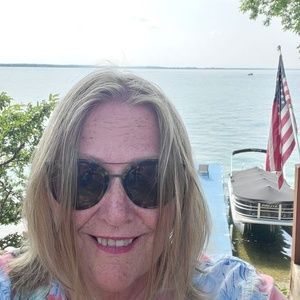 Meet your Posher, Nancy